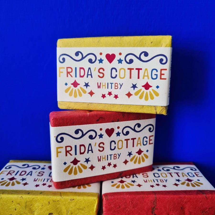 Frida'S Cottage Whitby Exterior photo